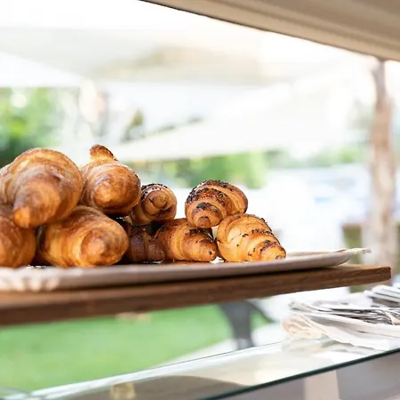 Apart-hotel Asterias - &