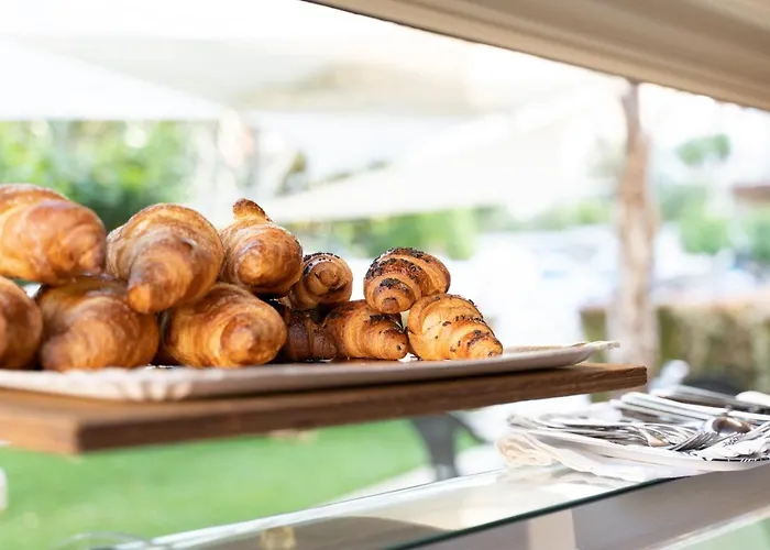 Apart-hotel Asterias - &