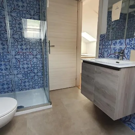 Asterias - & Apartmanhotel Pizzo