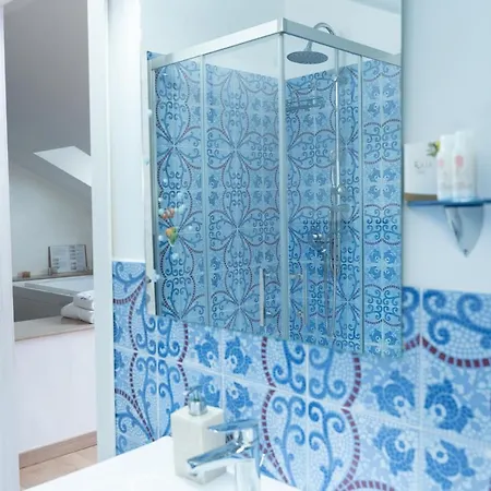 Asterias - & Apartmanhotel