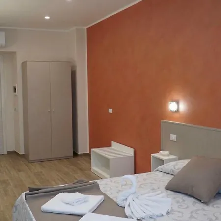 Apartmanhotel Asterias - &