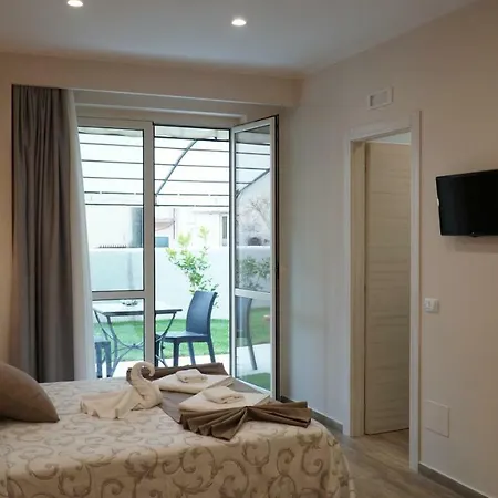 Asterias - & 4* Pizzo