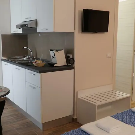 Asterias - & Apartmanhotel