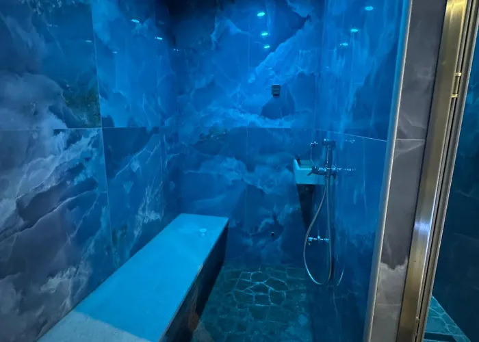 Aparthotel Asterias - &