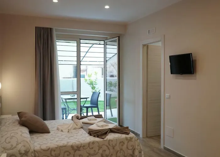 Asterias - & 4* Pizzo (Calabria)