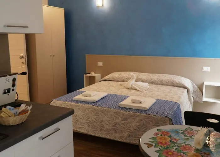 Aparthotel Asterias - & 4*